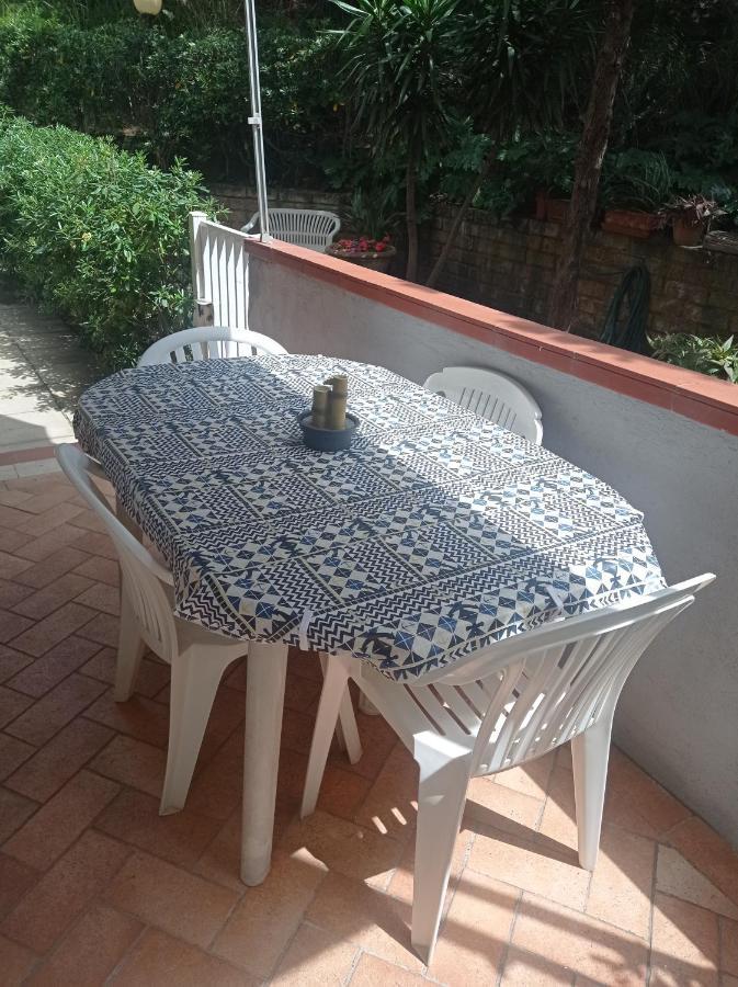 A Casa Di Ale Apartment Castiglione della Pescaia Luaran gambar